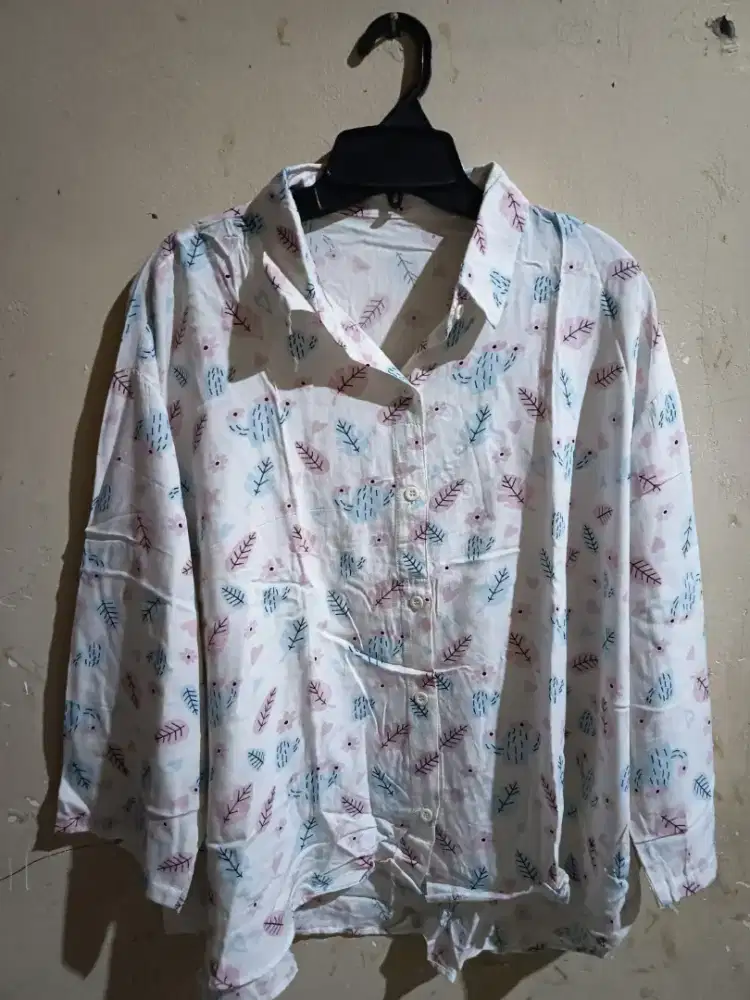 PRELOVED ATASAN WANITA