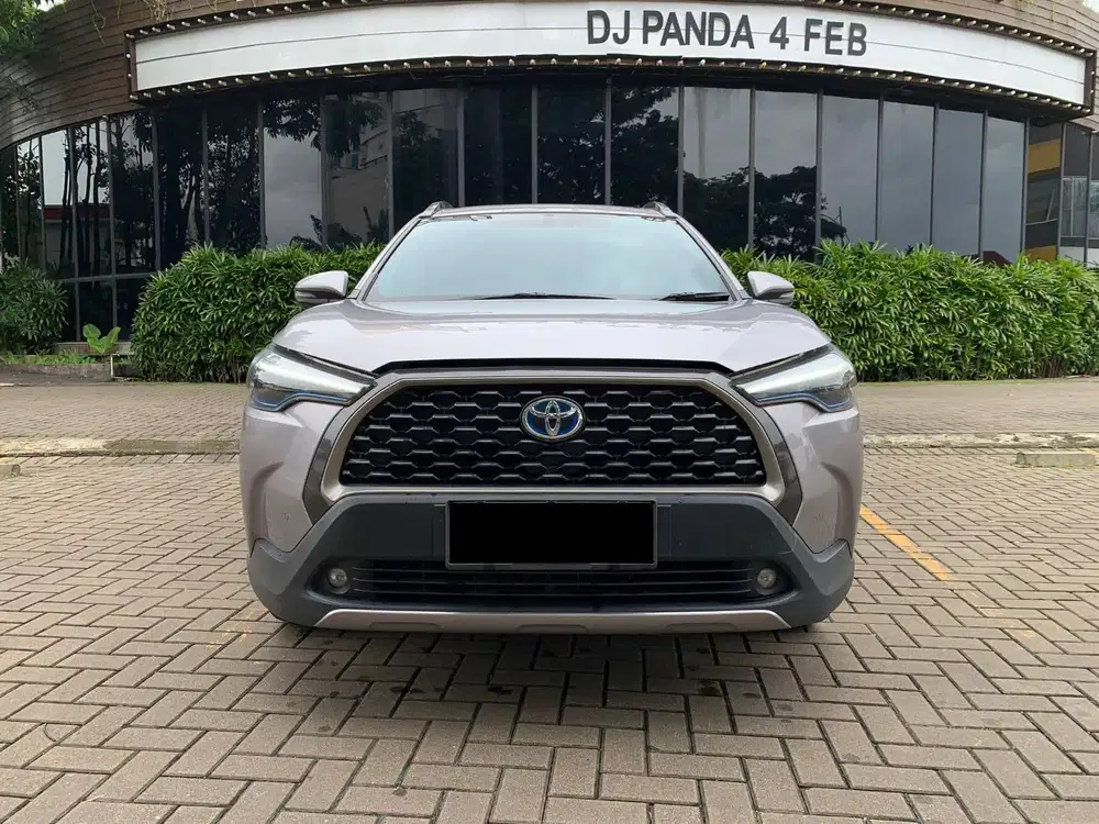 TOYOTA COROLLA CROSS HYBRID 1.8 AT 2020 SILVER KM 57RB