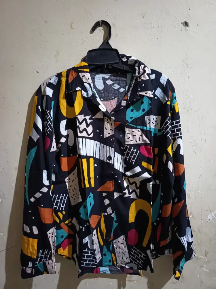 PRELOVED ATASAN WANITA