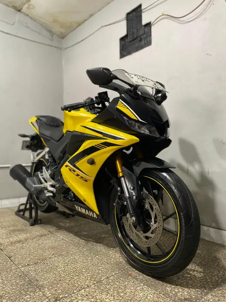 YAMAHA R15 V3 TAHUN 2018
