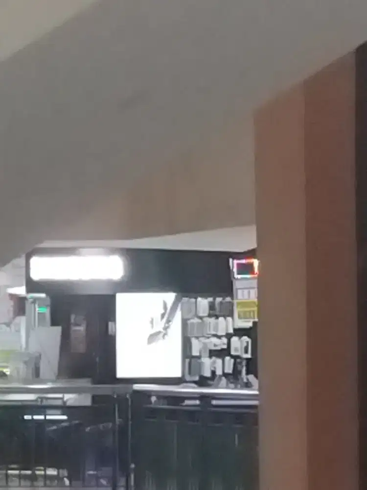 Di butuhkan karyawati utk jaga toko handphone dan accesories handphone