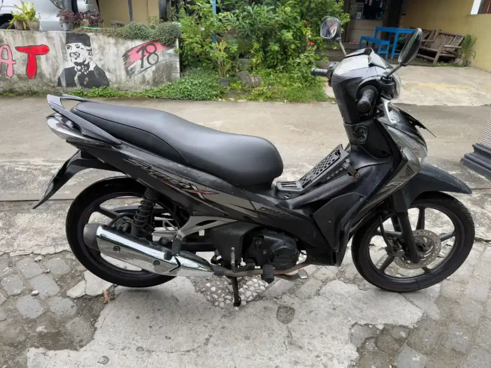 Supra Helm in injeksi THN 2012 plat AB kota