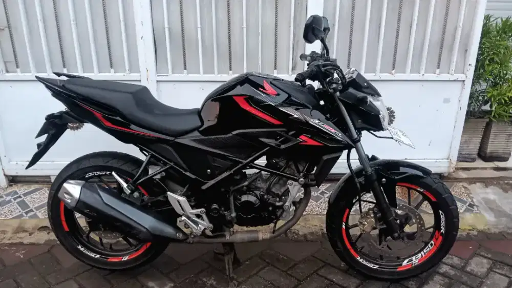 SUPER ISTIMEWAH HONDA CB 150 R 2018.bonus pajak baru