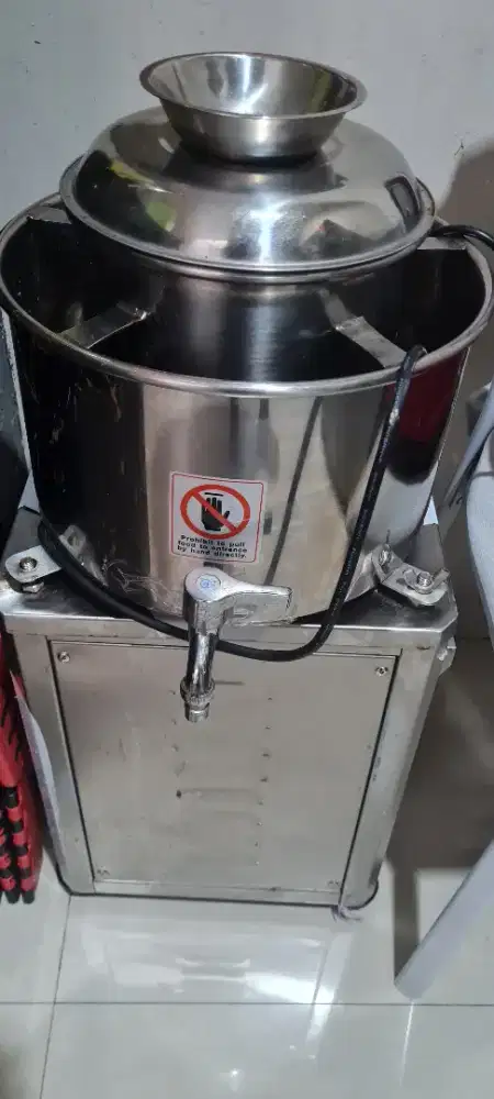 Mesin giling/pengaduk adonan bakso FOMAC 3kg