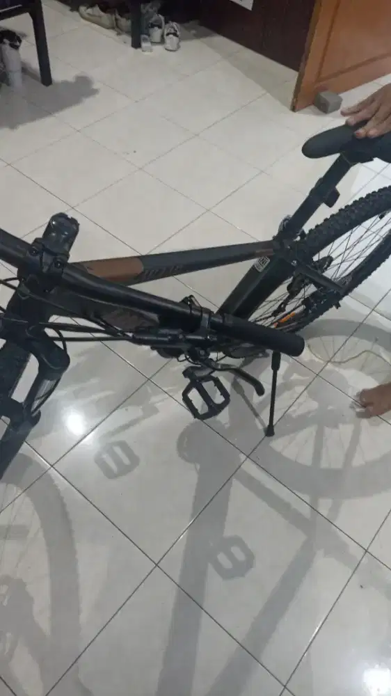 Jual sepeda MTB UNITED MIAMI, WARNA HITAM COKLAT