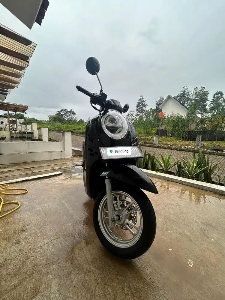 Scoopy prestige 2021 hitam mulus