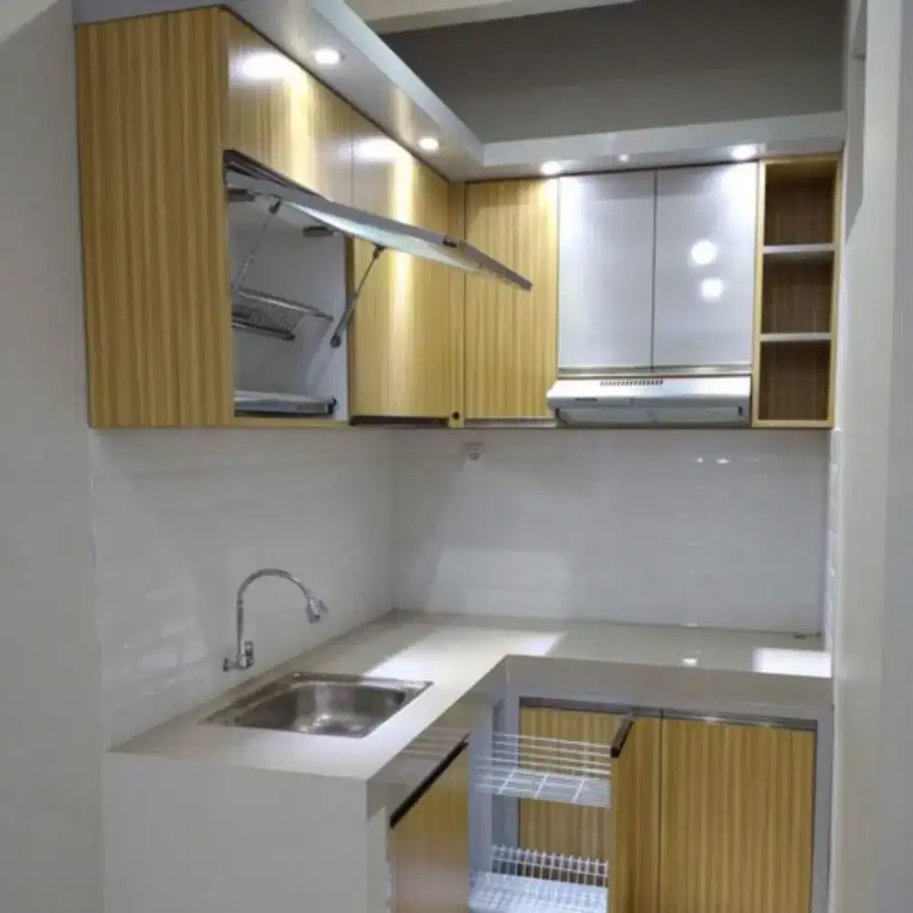 Kitchen set permeter