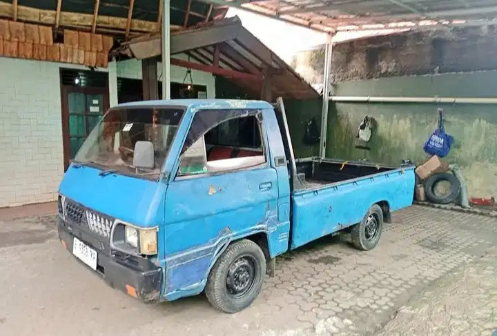 Mitsubishi L300 l300 pick up 86