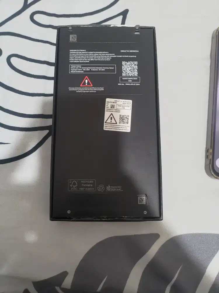 Samsung Galaxy S24 FE 8/256 Resmi