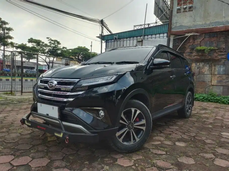 DP MURAH Daihatsu Terios 1.5 R Bensin-AT 2018 Hitam CXHHD