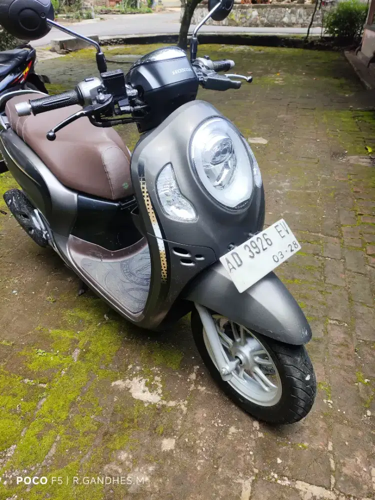 Scoopy 2023 km rendah