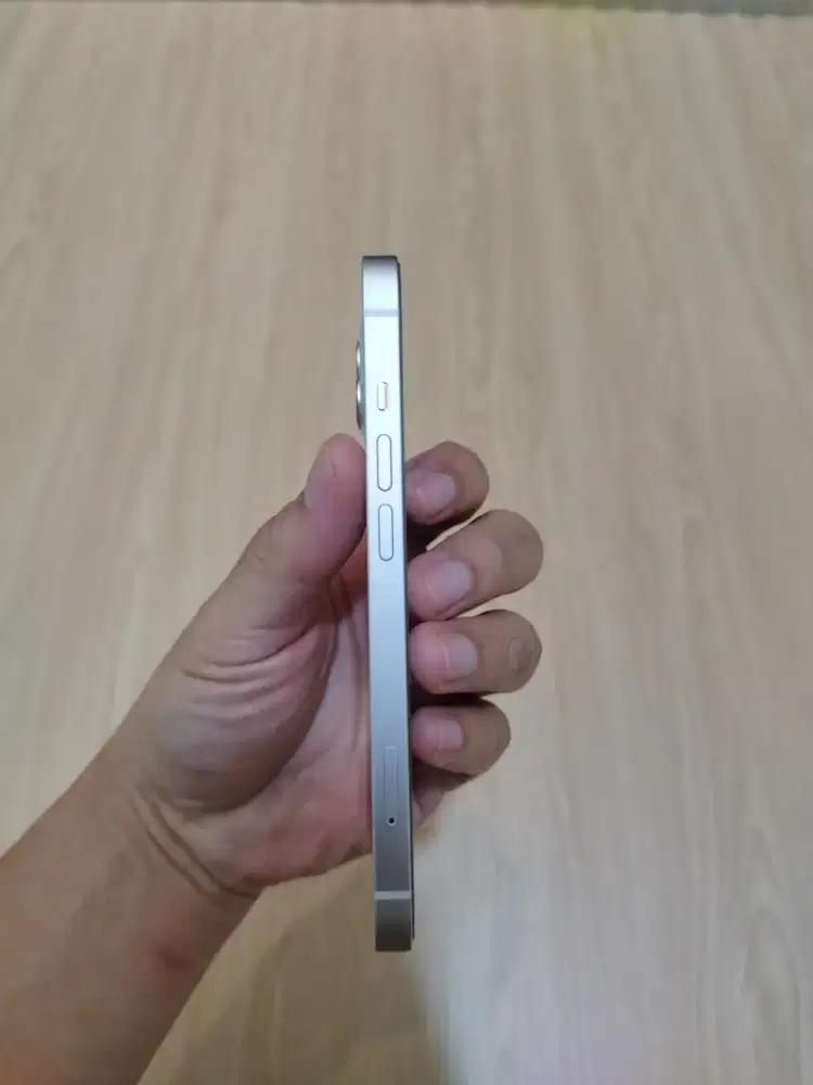 iPhone 13 128GB Starlight SANGAT MULUS