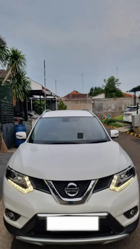 Dijual xtrail t32 2.0 xtreamer tahun 2015