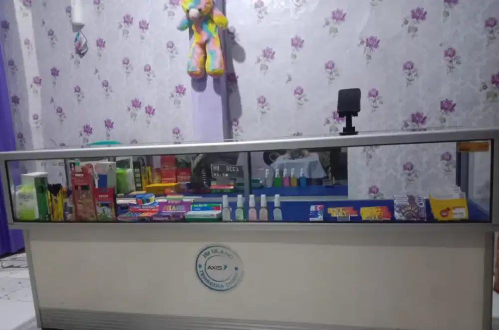 ETALASE KONTER 2,5 METER