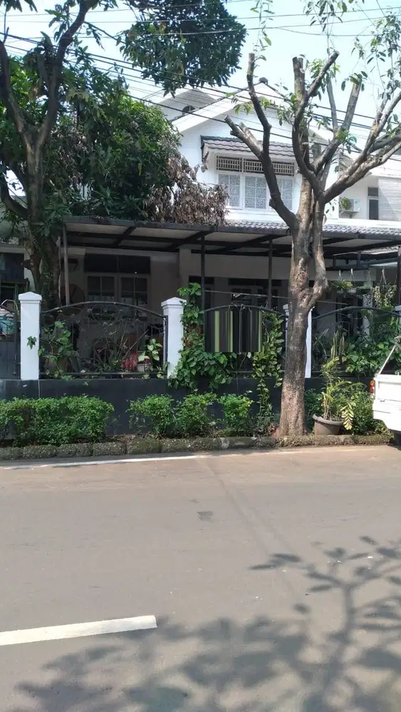 Rumah Terawat Dekat Bxc Mall di Bintaro Tangsel AF-16339