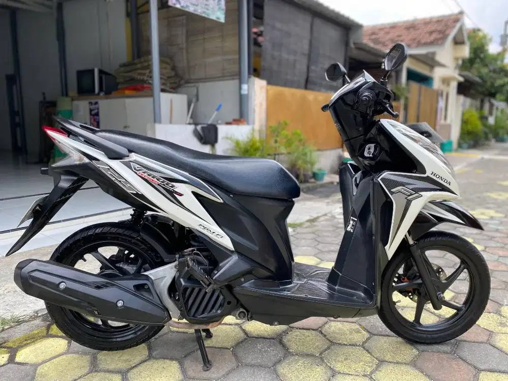 DIJUAL SANTAI VARIO KZR 125 TAHUN 2013 KONDISI ISTIMEWA