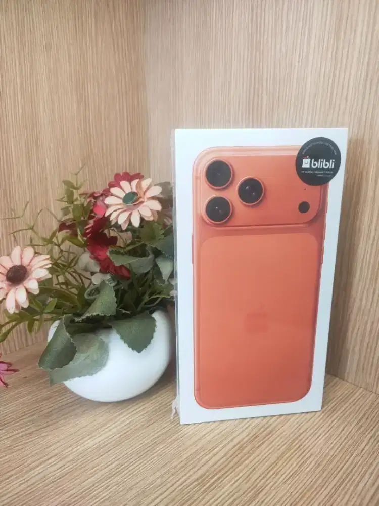 Iiphone 17 pro max garansi resmi