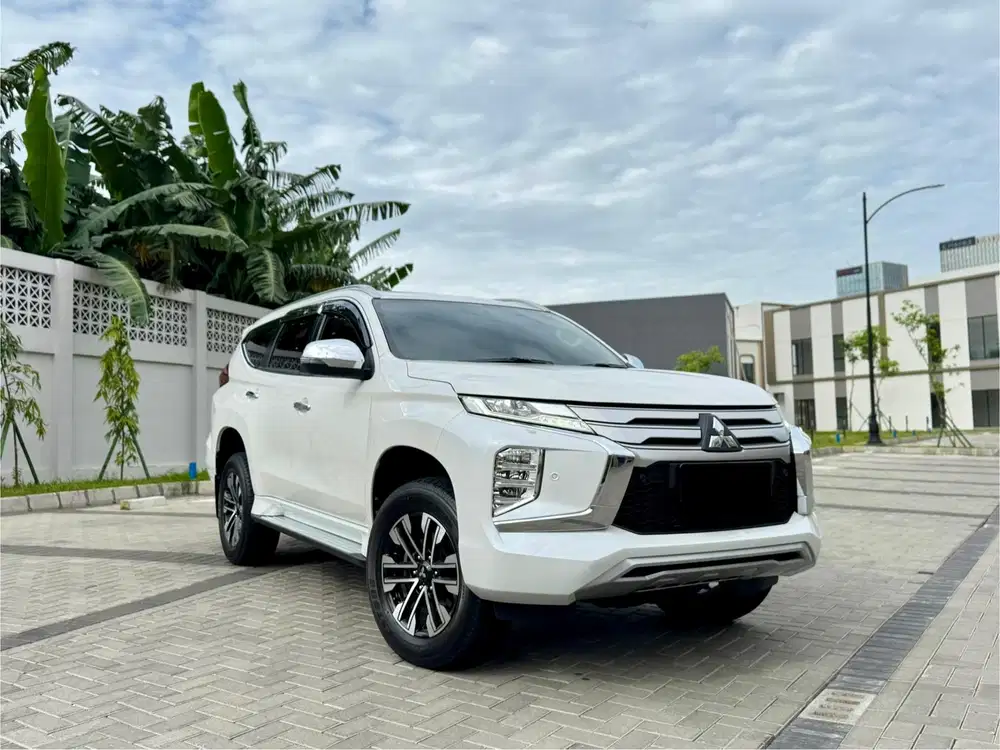 (KM 20 RIBU) Mitsubishi Pajero Sport Dakar Sunroof Putih 2021 GRESS