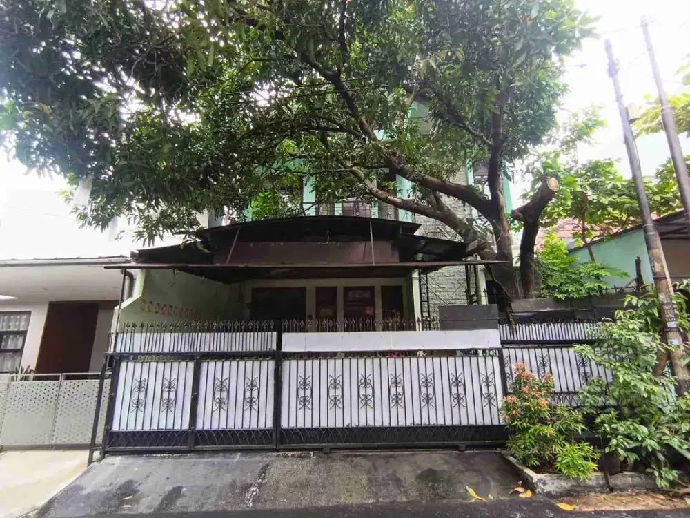 Rumah 2lt di Jl Parkit II Bintaro Sek II Tangerang Selatan