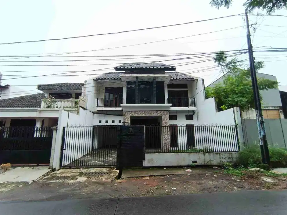 Rumah 2lt di Jl Bintaro Raya Selatan Sek II Jakarta Selatan