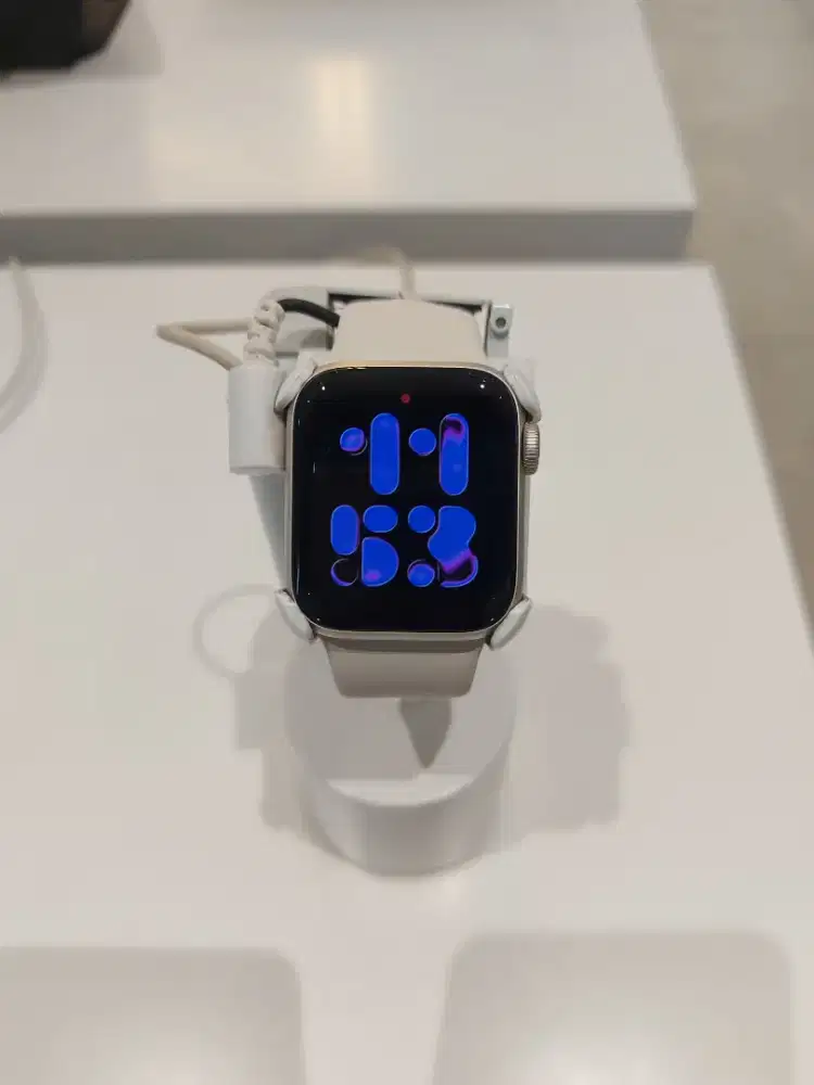 Apple watch se gen 3 new garansi ibox