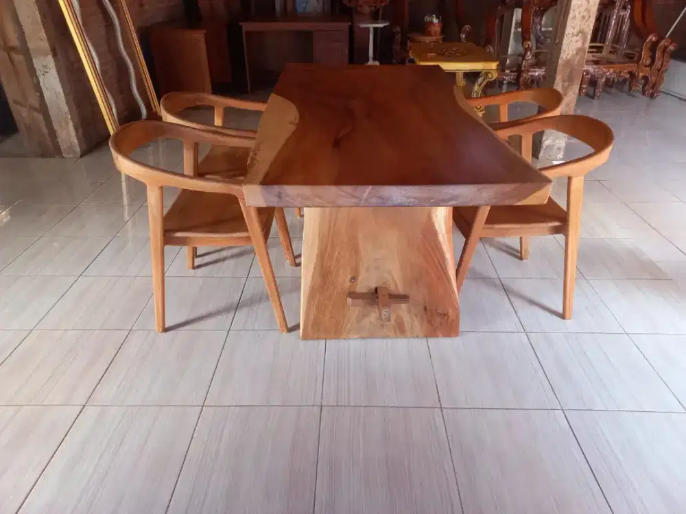 Meja Makan Trembesi Meja Kayu Suar Iras Tidak Sambung Grosir CafeResto