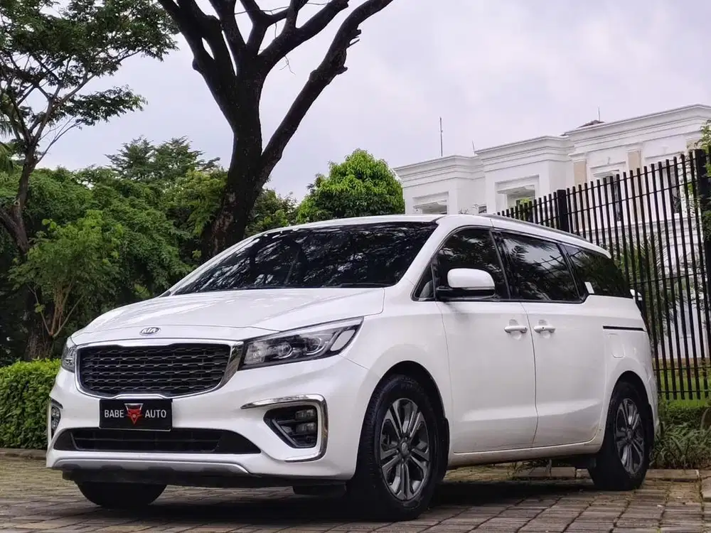 KIA GRAND SEDONA 2.2 CRDi AT 2021 DIESEL