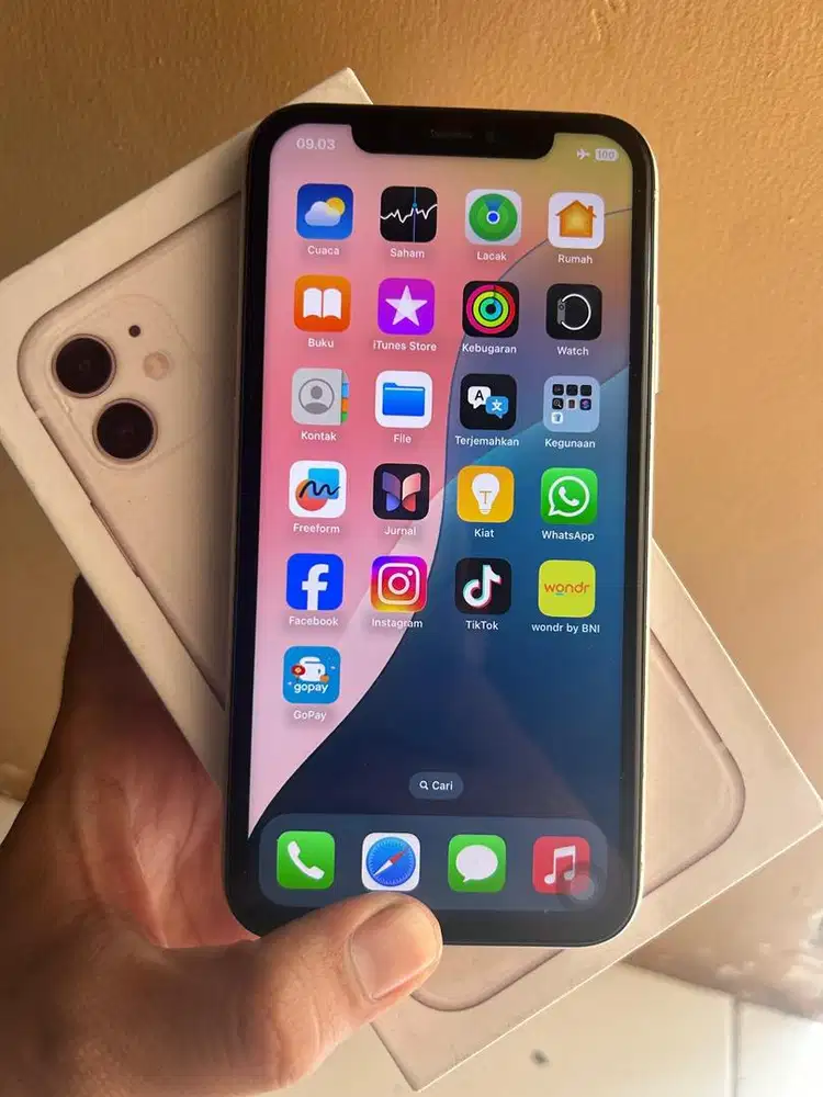 iphone 11 64gb smartfren only