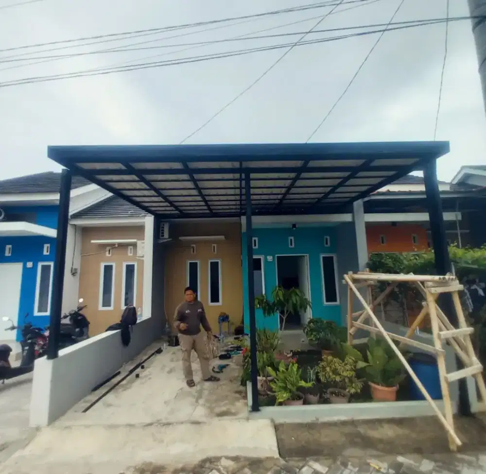 Kanopi baja ringan dan garasi