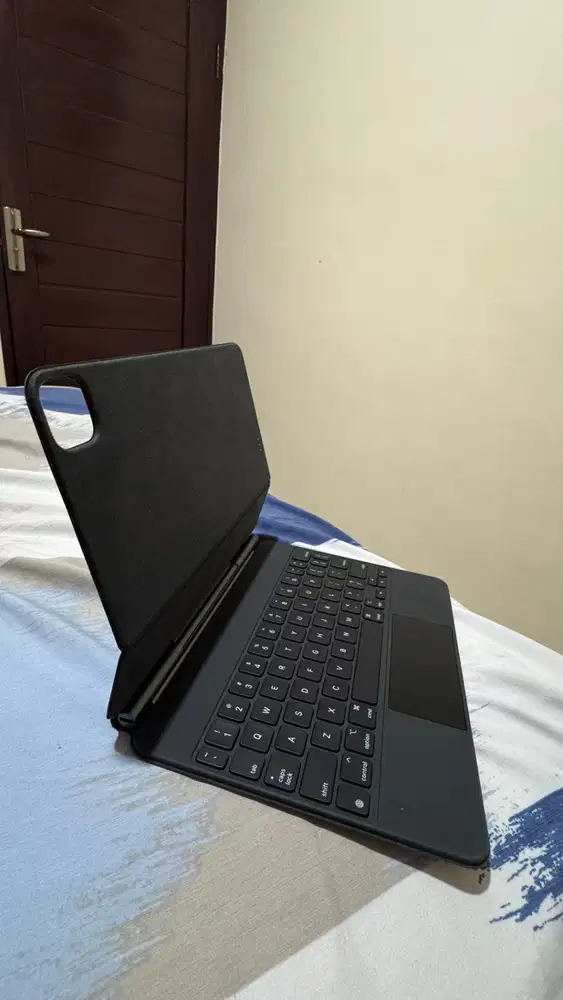 IPAD PRO 2ND GEN MAGIC KEYBOARD 11-INCH