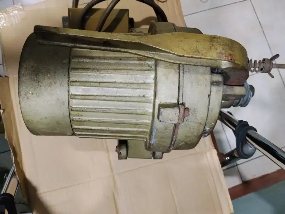 DINAMO MESIN JAHIT  YUASA