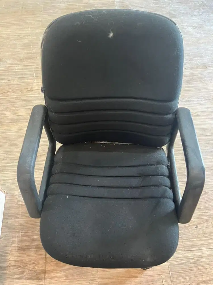 Di jual Kursi kantor