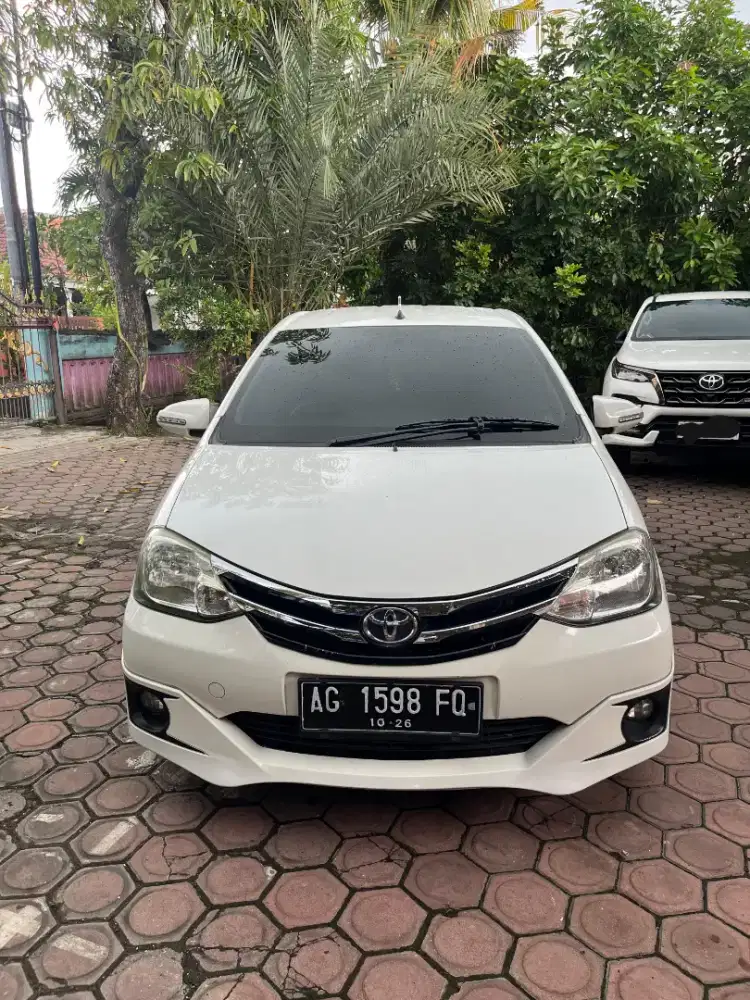 Di jual mobil Toyota Etios Valco G manual 2015 PUTIH,