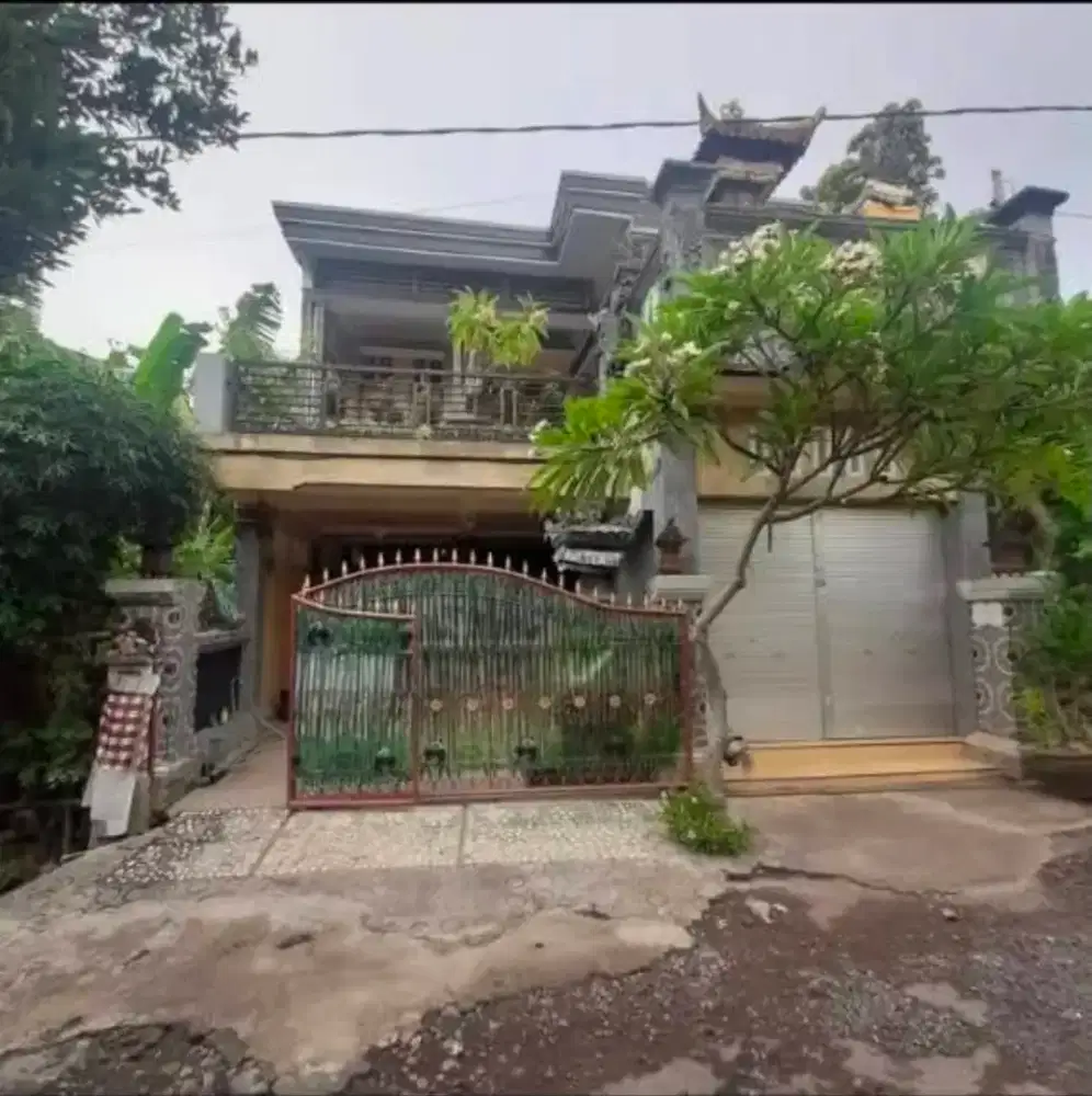 Rumah BUC di singaraja sambangan dekat sekolah