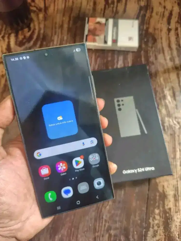 samsung S24 ultra 12/512 siap pakai
