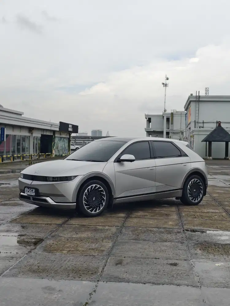 FULL ORI KM 30RB !! HYUNDAI IONIQ 5 SIGNATURE LR 2023 AT MDL 2024/2025