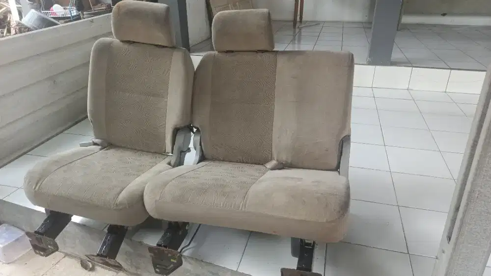 Jok bangku Suzuki APV TENGAH