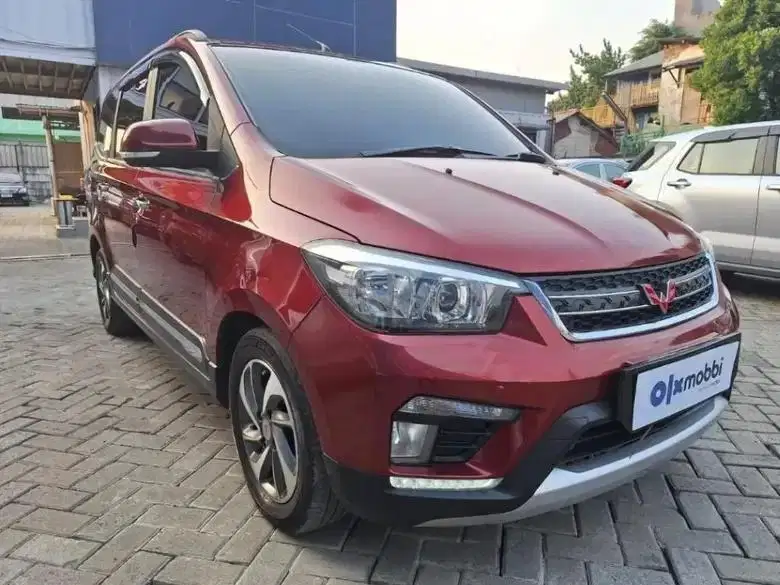 Kondisi Terawat Wuling Confero S 1.5 C Lux Bensin-MT 2019 CZM