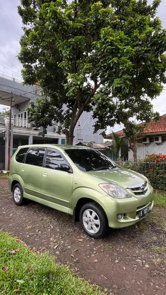 Toyota Avanza 2011 Bensin