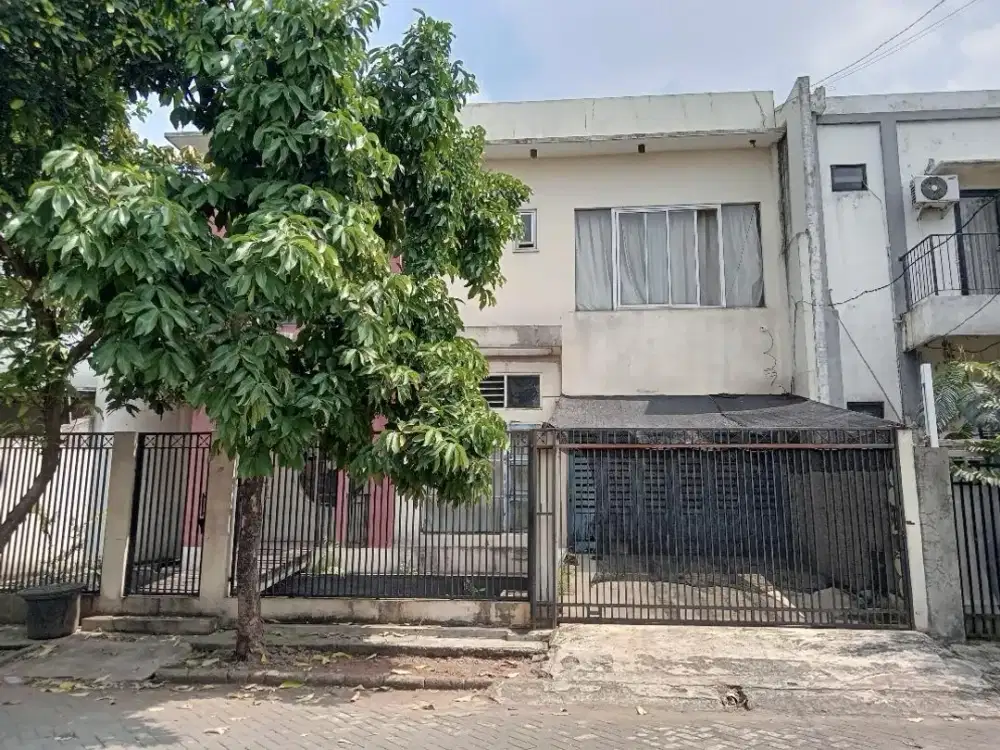 DIJUAL MURAH CASH ONLY RUMAH 2 LANTAI DI PERUMAHAN ISLAMIC VILLAGE