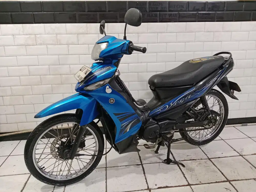 Yamaha vega zr tahun 2012 lengkap bagus