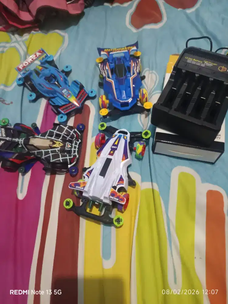 Tamiya dan charger batre