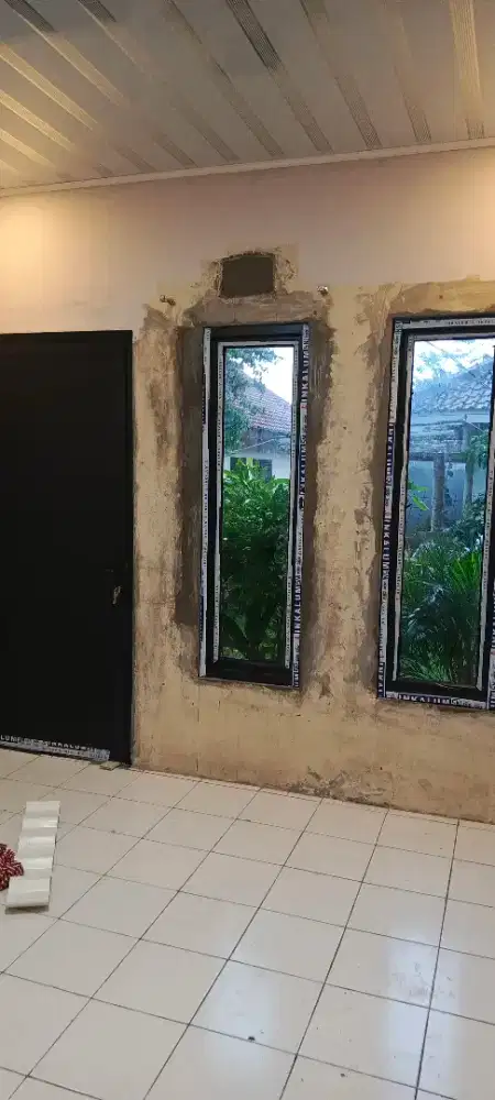 Pintu aluminium dan jendela