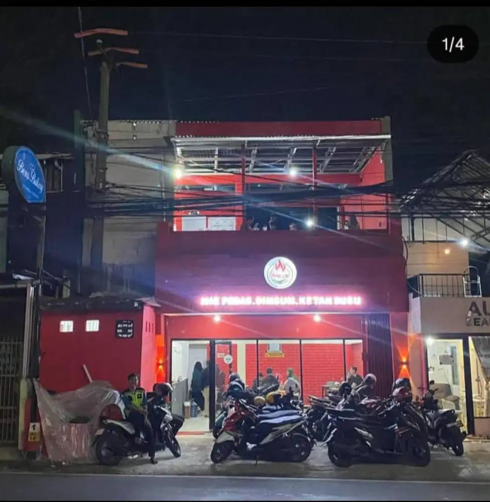 Tempat usaha(ruko/toko) strategis pinggir jalan raya