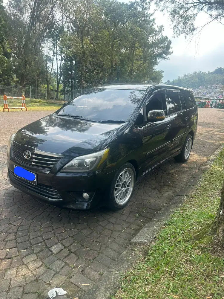 Toyota Kijang Innova 2012 Diesel