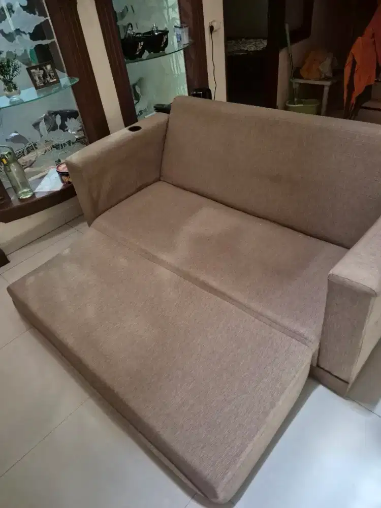Sofa queen size
