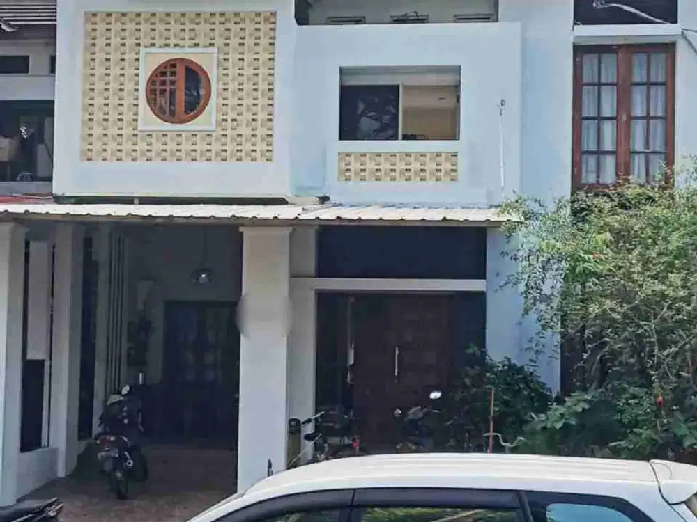 Rumah Mewah 2 Lantai Semi Furnished di Garden Fiesta Grand Wisata, Dekat Al Azhar & Mall | 225/250