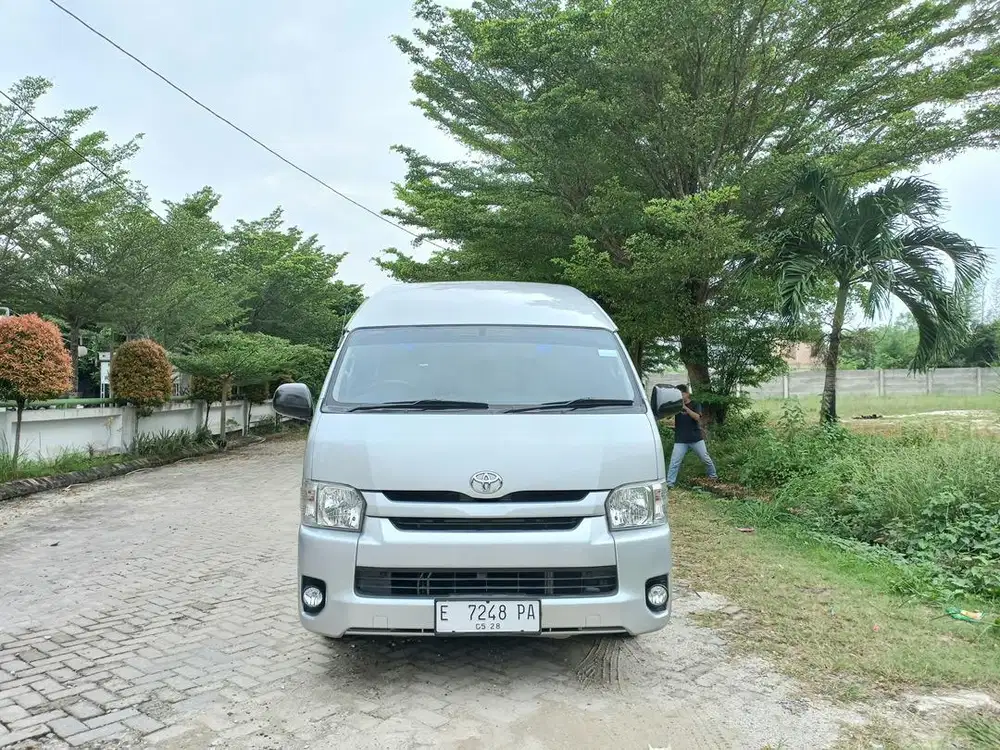 Dijual toyota hiace executive 2018