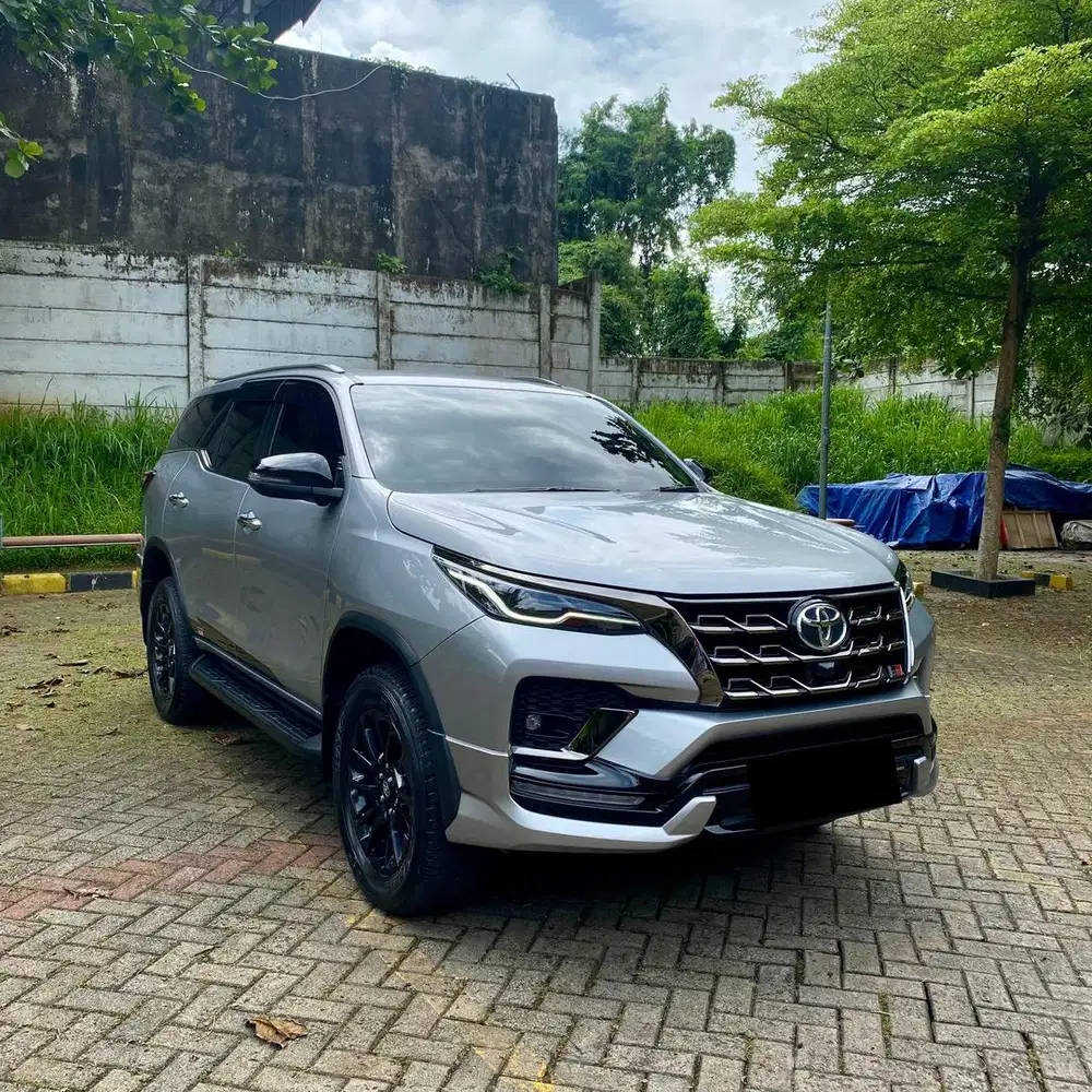 Toyota Fortuner VRZ GR 2.8 A/T (diesel) 2024