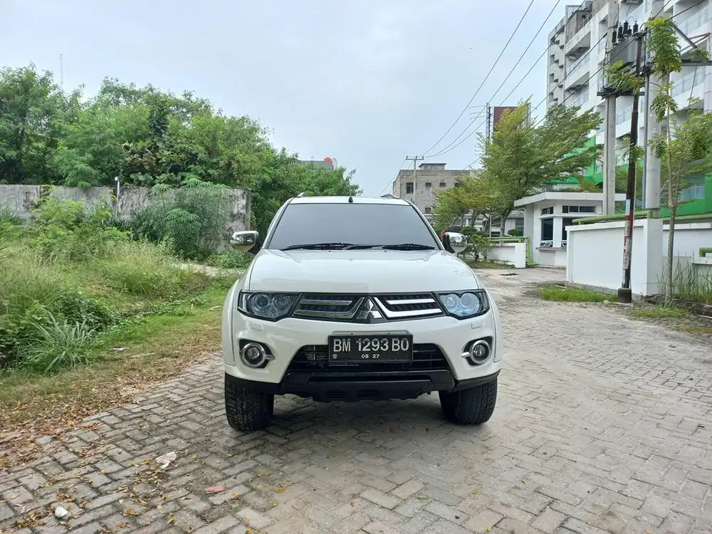 MITSUBSHI PAJERO DAKAR A/T 2014